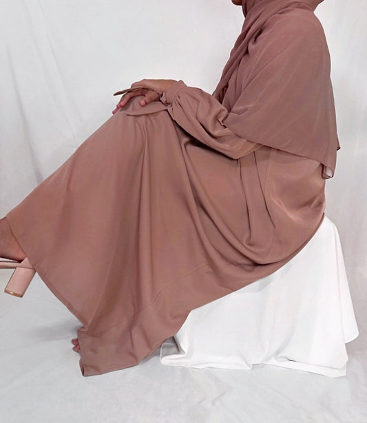 SAFA ABAYA in Taupe