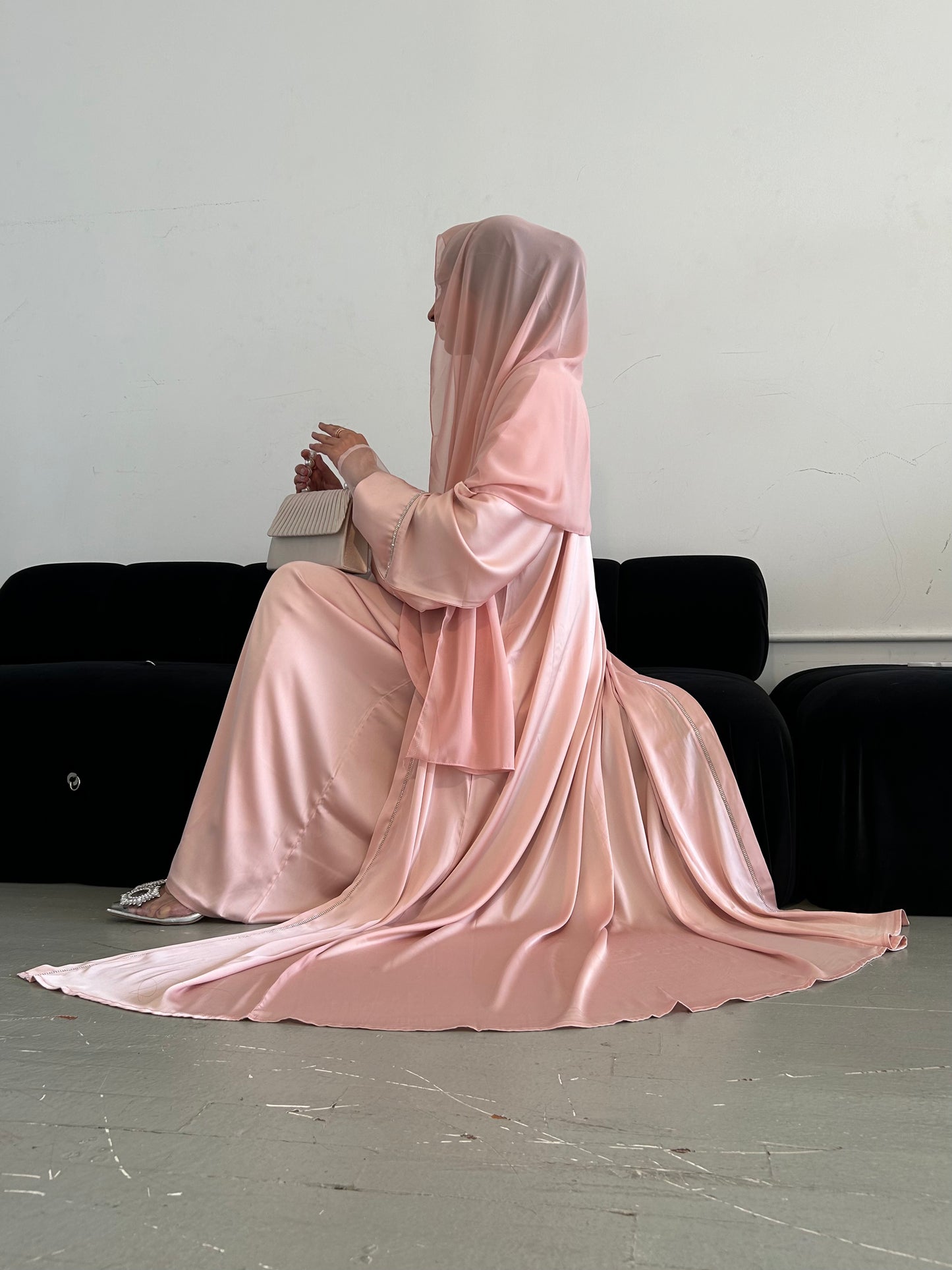 Embellished Silk Abaya Set with Organza Sleeves in Rose Pink